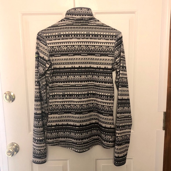 Nike Pro Half Zip Pullover with Geometric Print - Picture 3 of 12